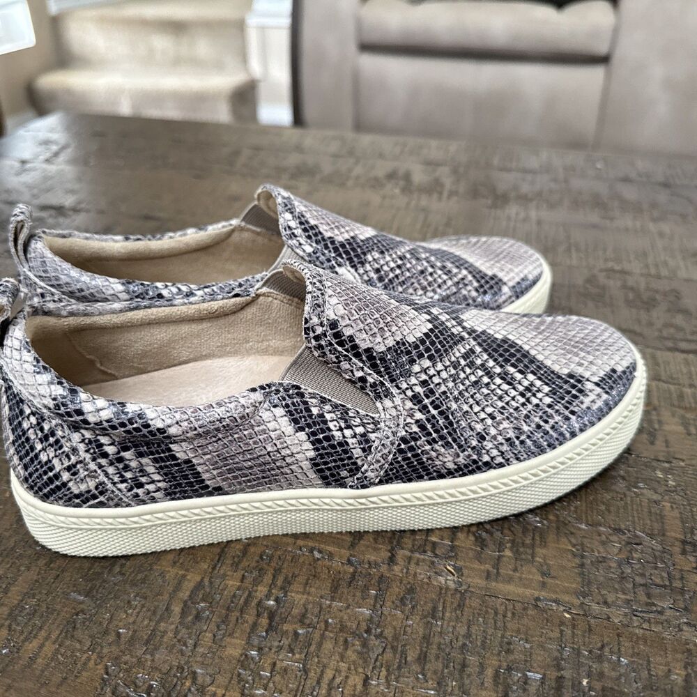 Earth Zen Groove Shoes Womens Size 7 Wide Leather Loafers Snake Print Comfort